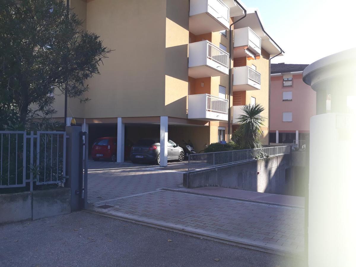 Magic Riva Apartment Екстер'єр фото