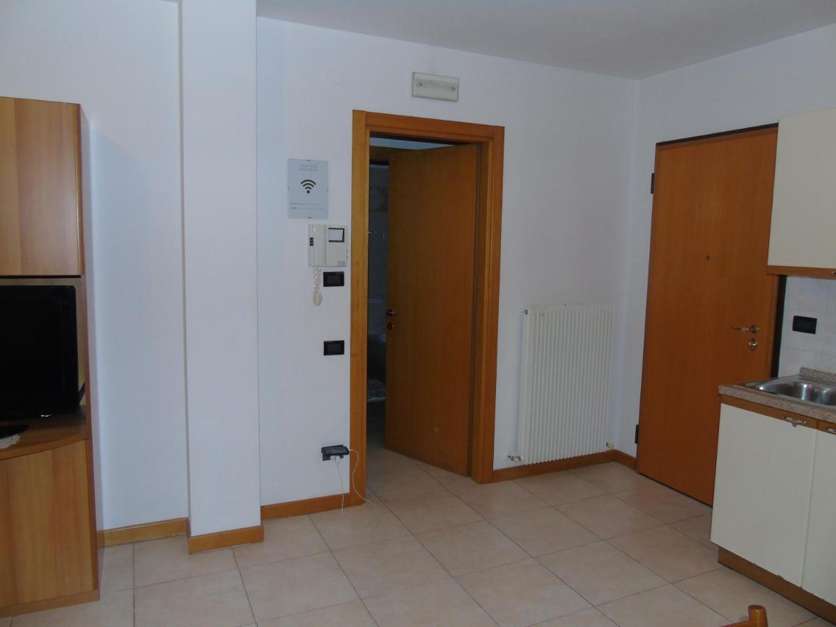 Magic Riva Apartment Екстер'єр фото